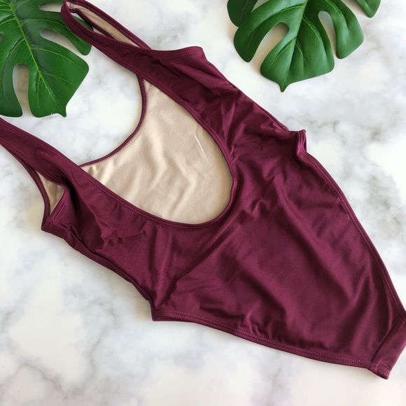 Private Party Current Mood One Piece Swim Suit - Picture 5 of 7